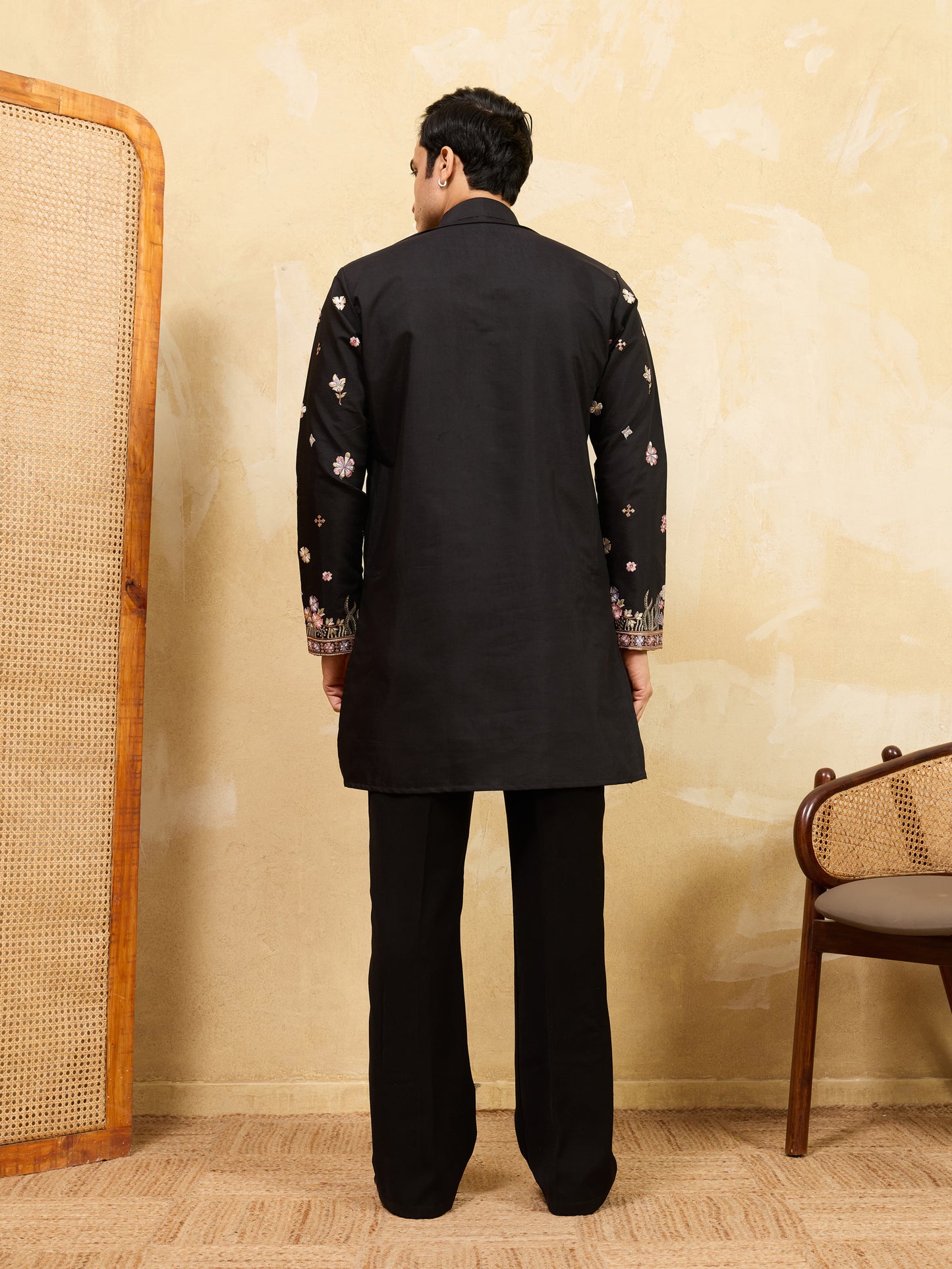 Black Floral Embroidered Kurta Set for Men – Premium Festive & Wedding Wear