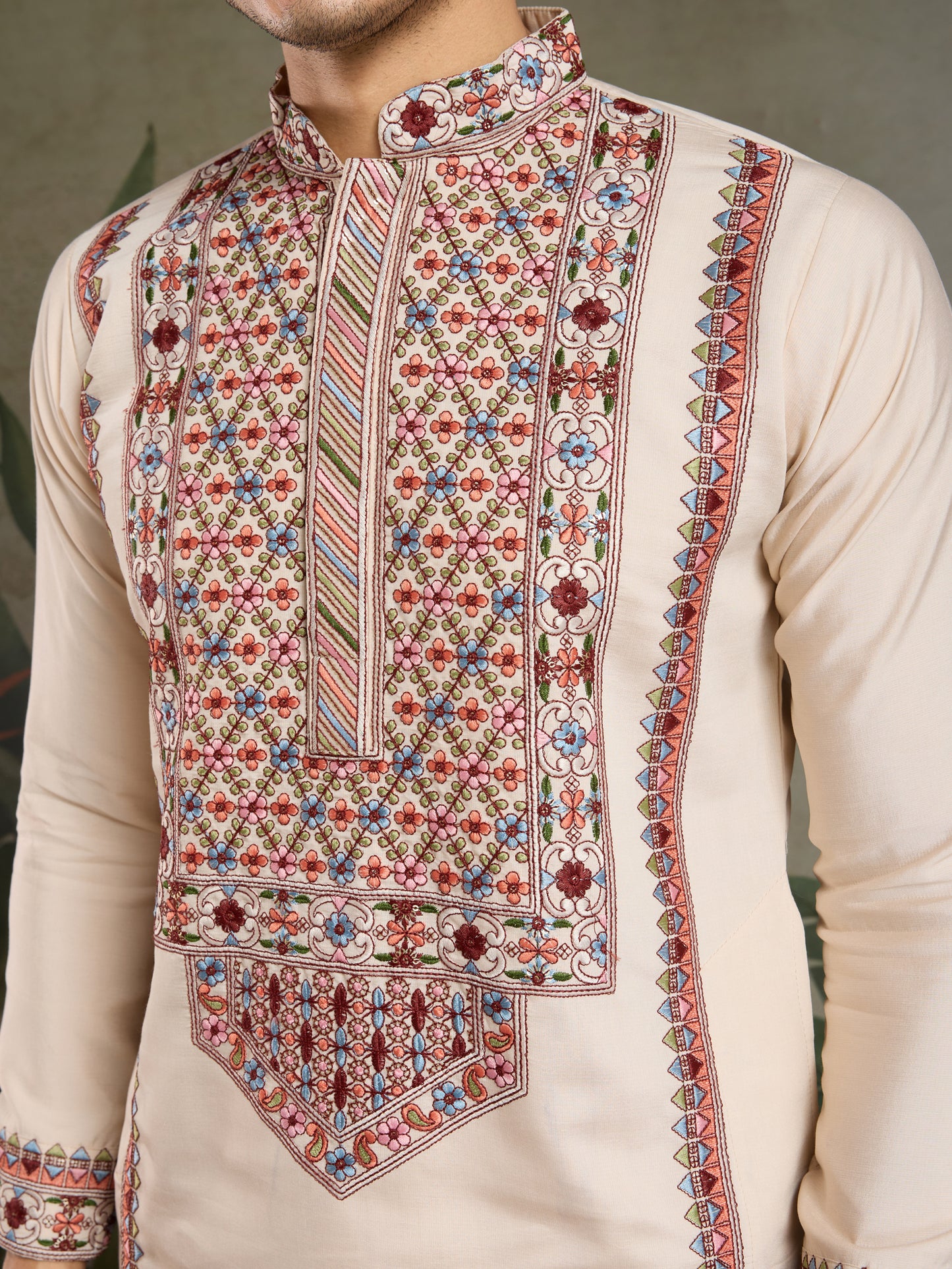 Elegant Cream Kurta with Intricate Multicolor Embroidery – Premium Festive Wear