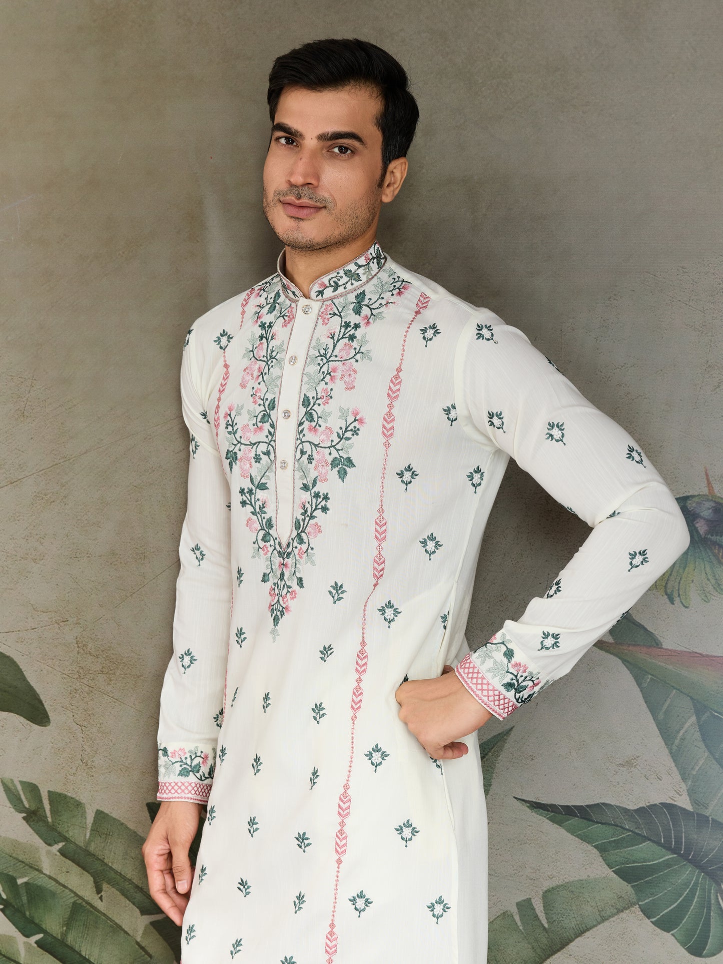 Elegant White Embroidered Men’s Kurta with Pastel Floral Detailing