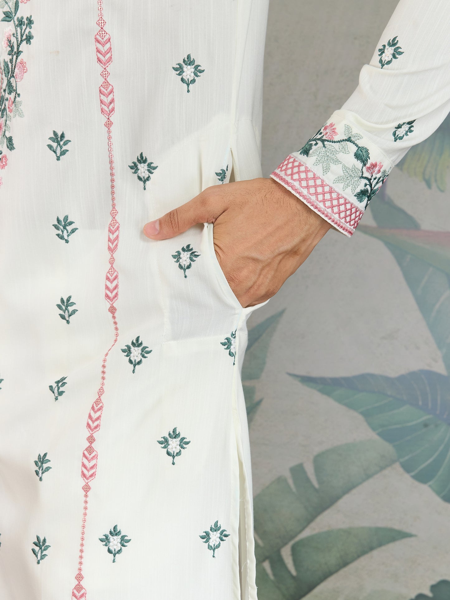 Elegant White Embroidered Men’s Kurta with Pastel Floral Detailing