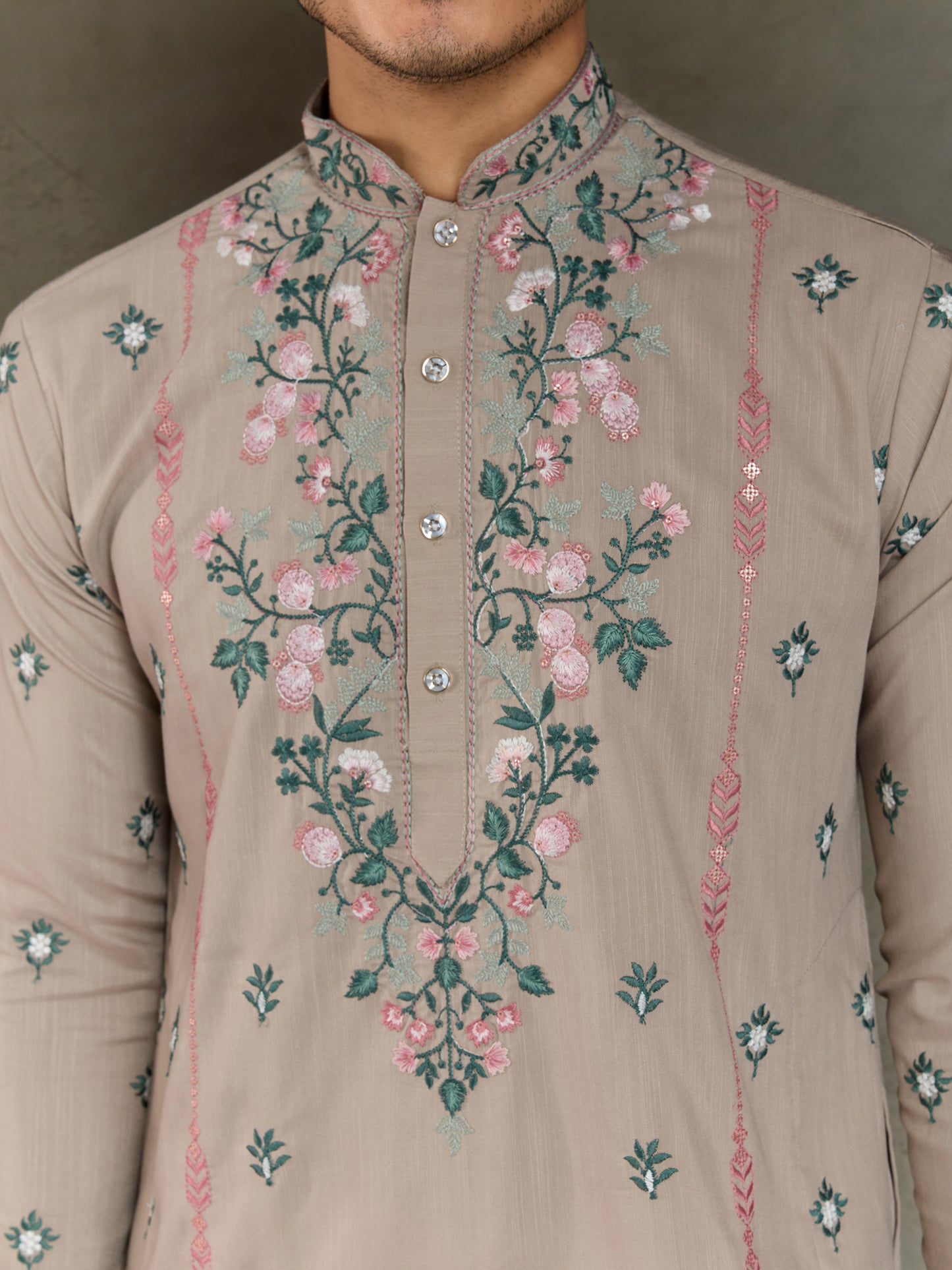 Embroidered Kurta for Men – Stylish Festive & Wedding Wear