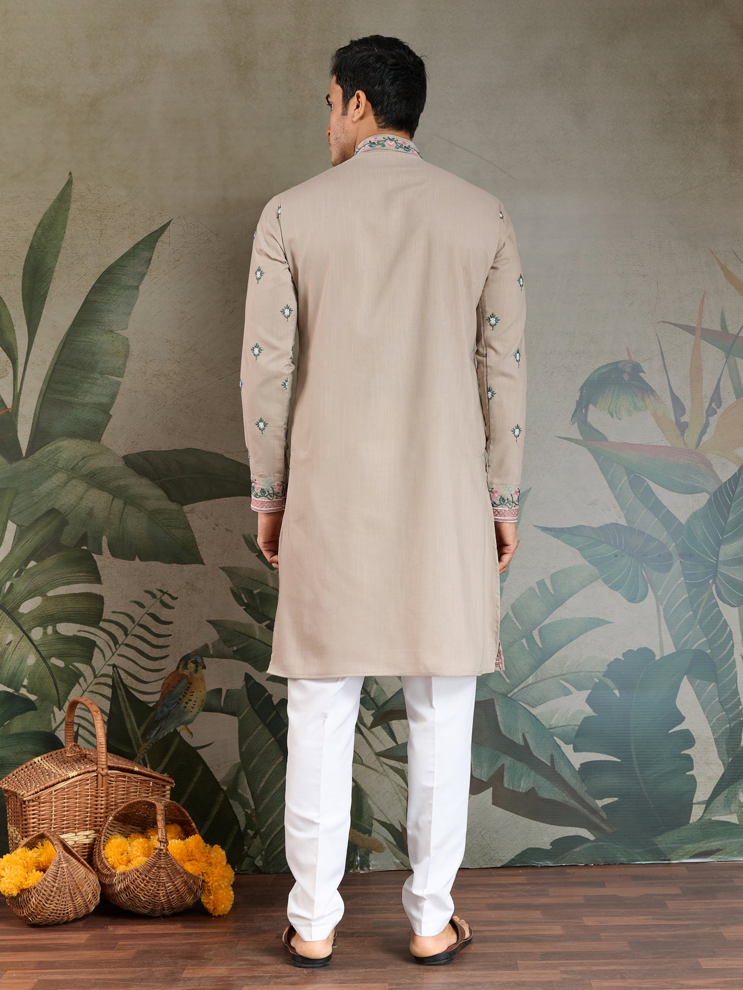 Embroidered Kurta for Men – Stylish Festive & Wedding Wear