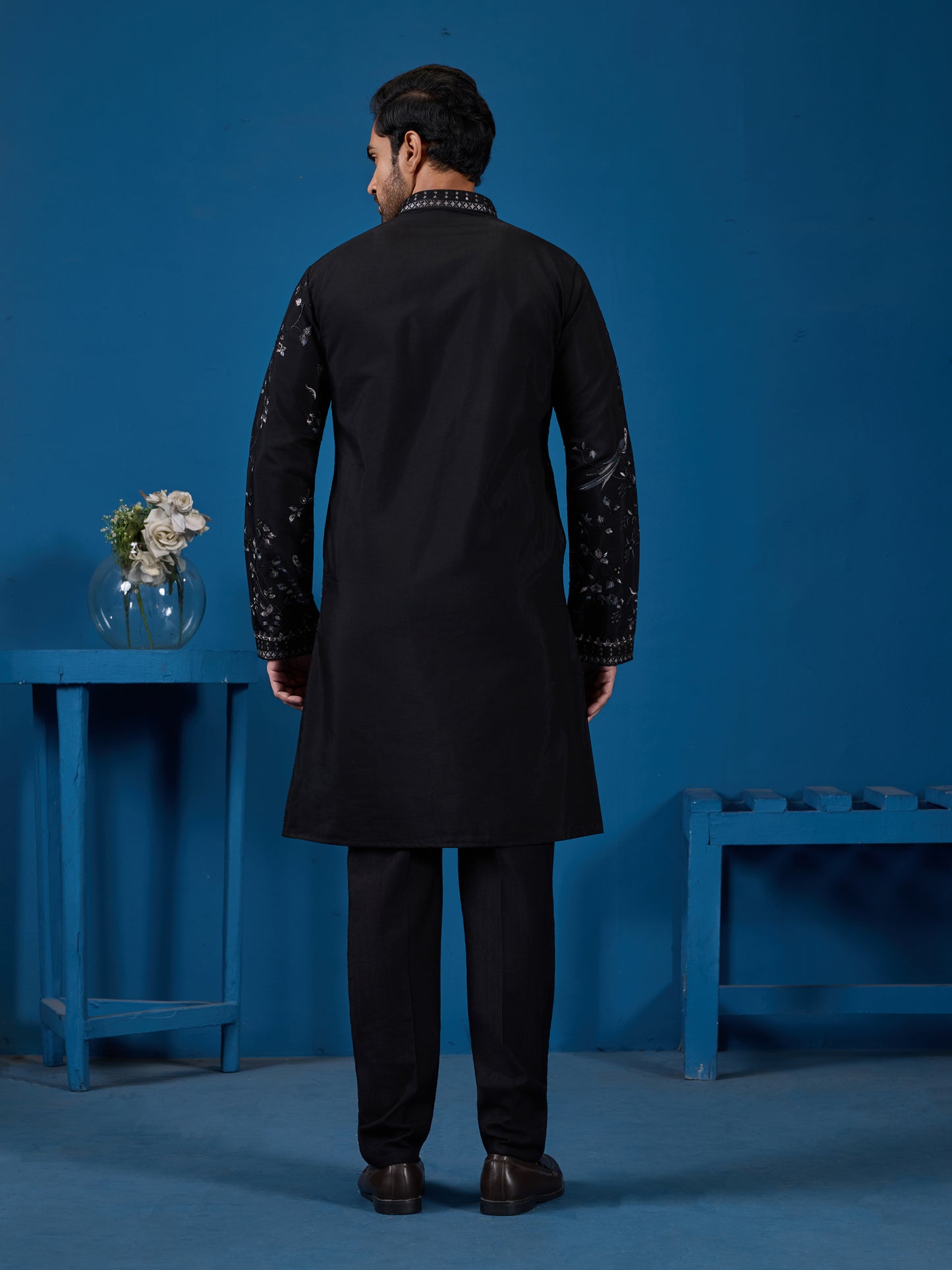 Midnight Noir Embroidered Men’s Kurta – Royal Festive Elegance