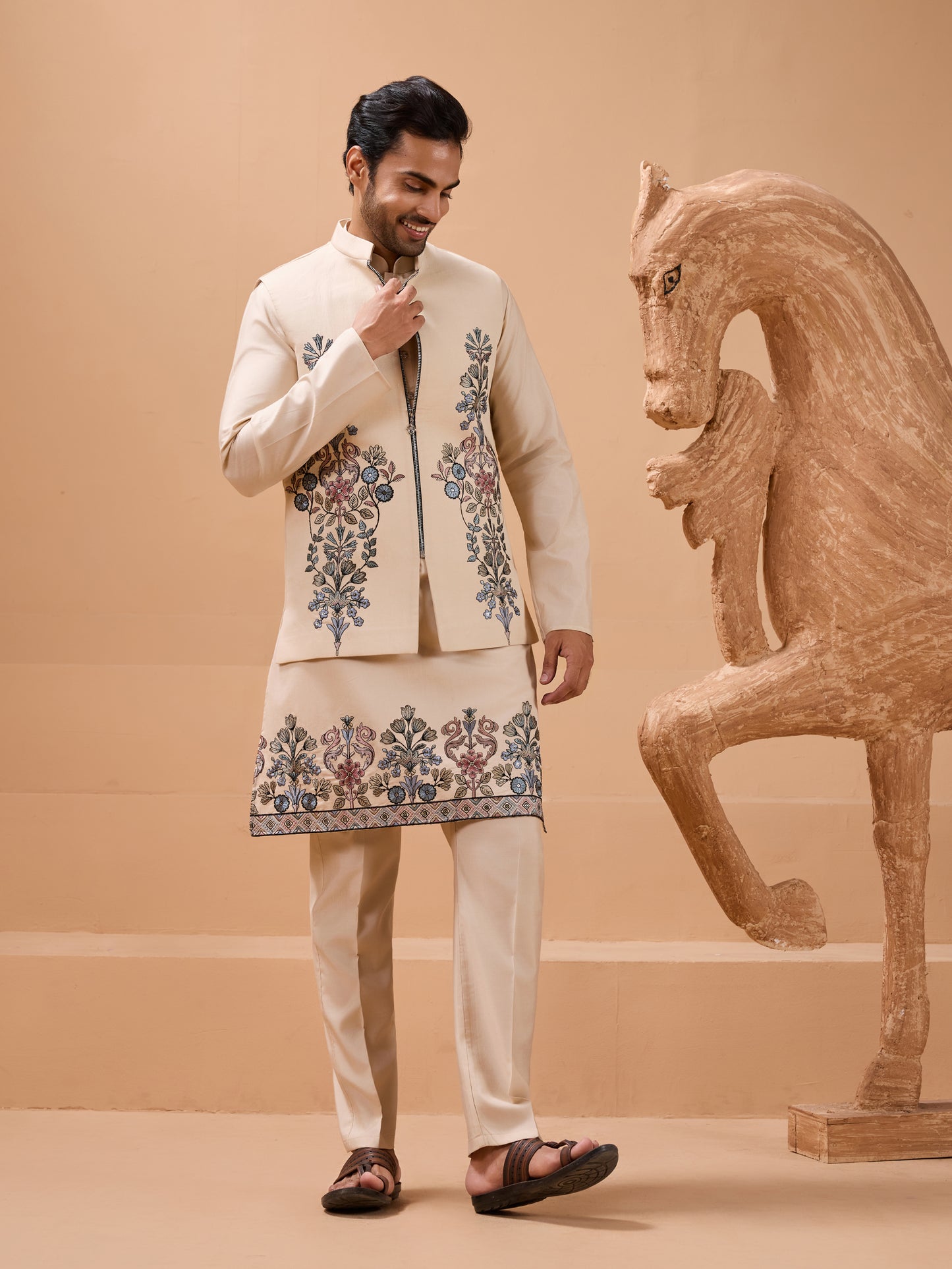 Beige Embroidered Kurta Set with Elegant Floral Detailing