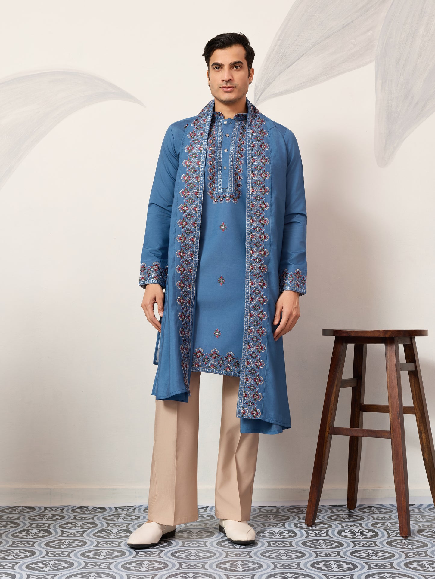 Men’s Royal Blue Embroidered Kurta with Dupatta