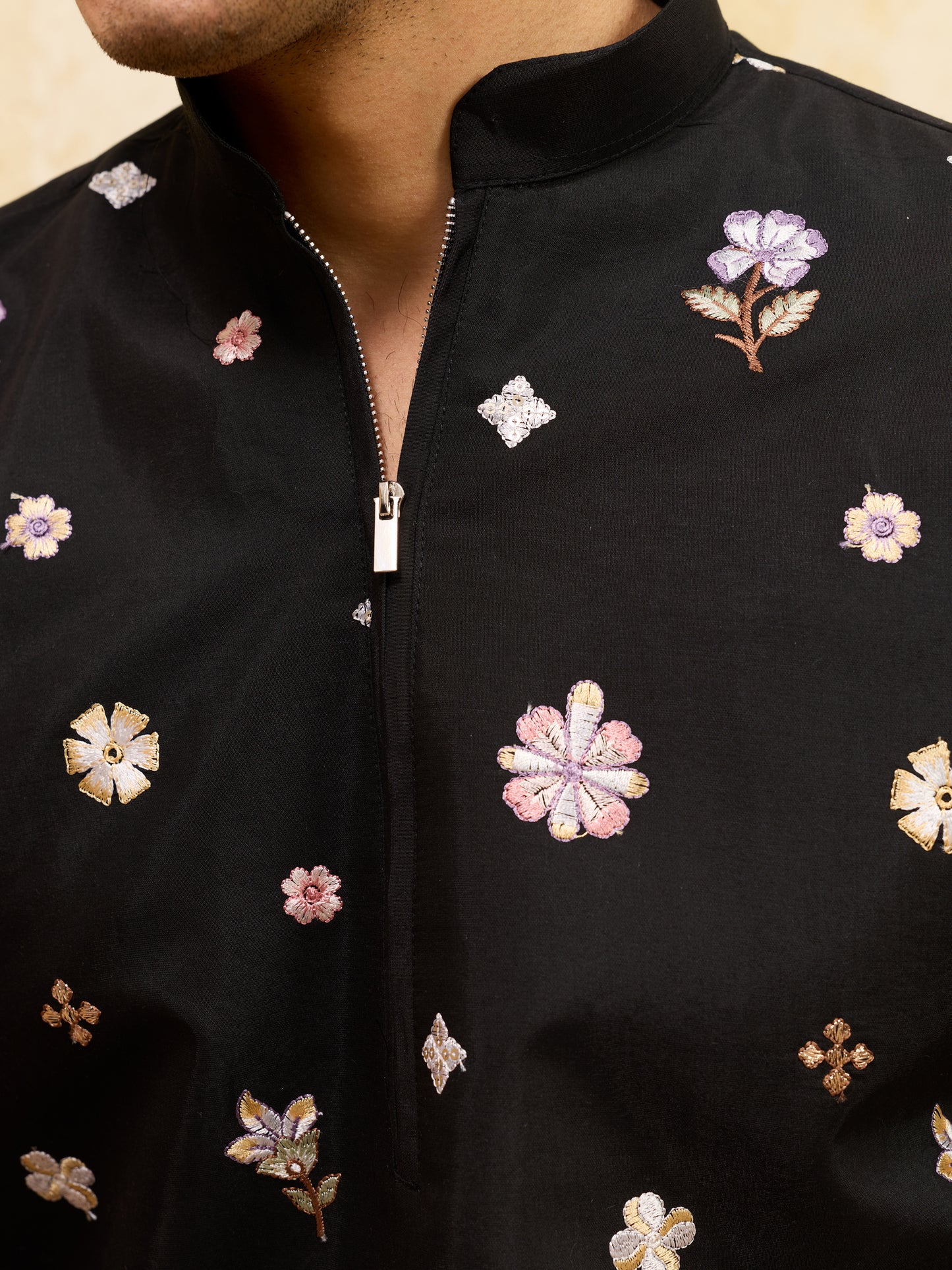Black Floral Embroidered Kurta Set for Men – Premium Festive & Wedding Wear