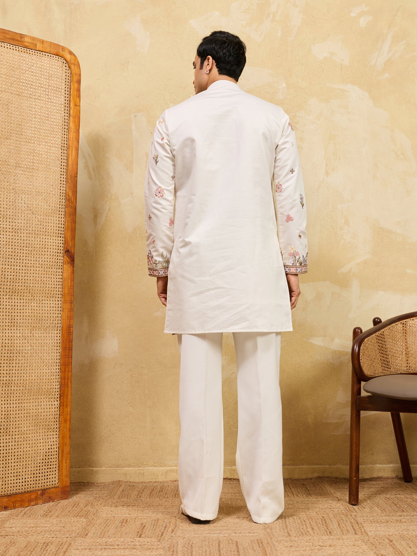 Ivory Floral Embroidered Kurta Set for Men – Elegant Festive & Wedding Wear