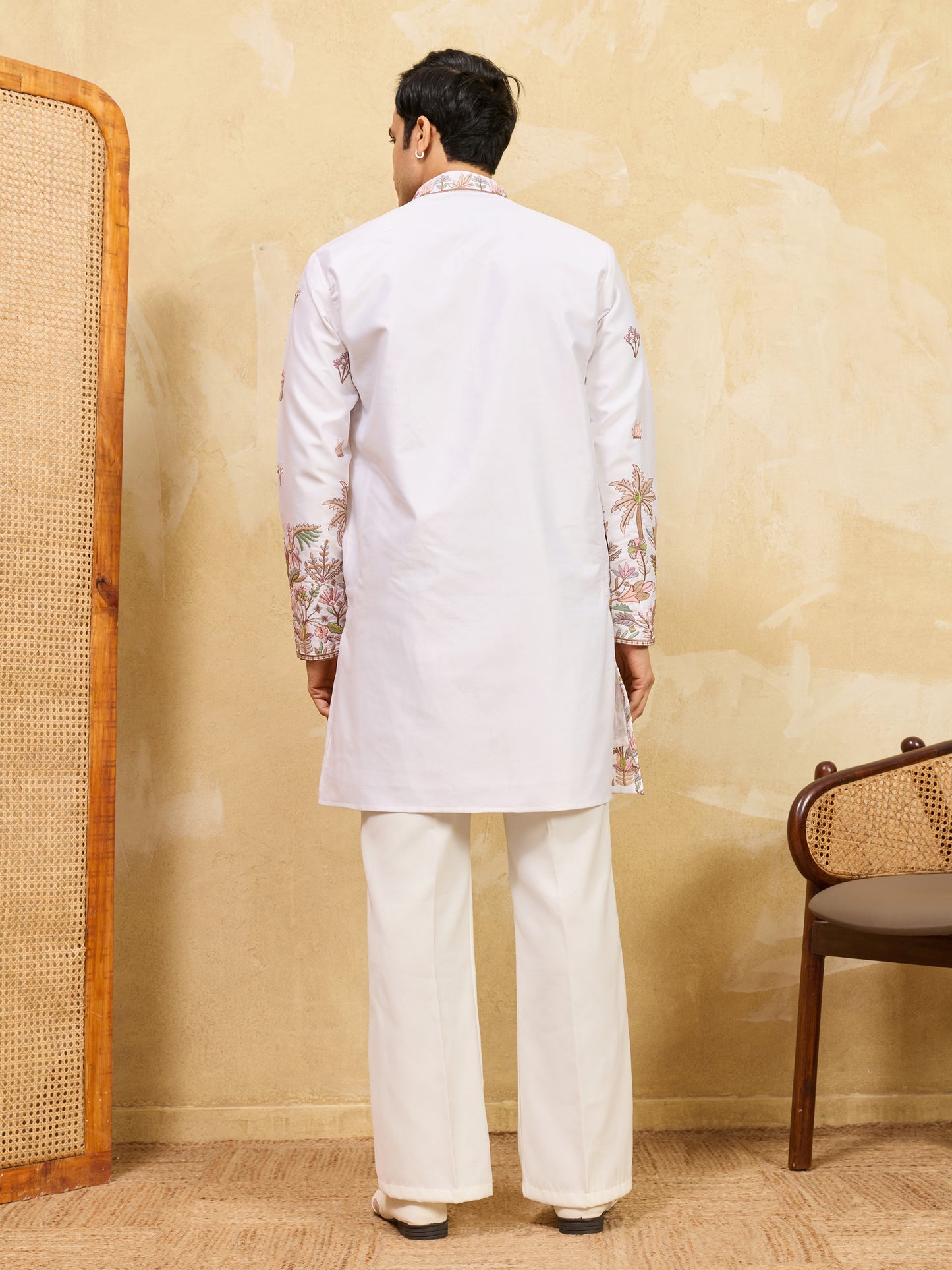 Men’s Ivory Bloom Embroidered Kurta – Luxury Ethnic Festive Wear