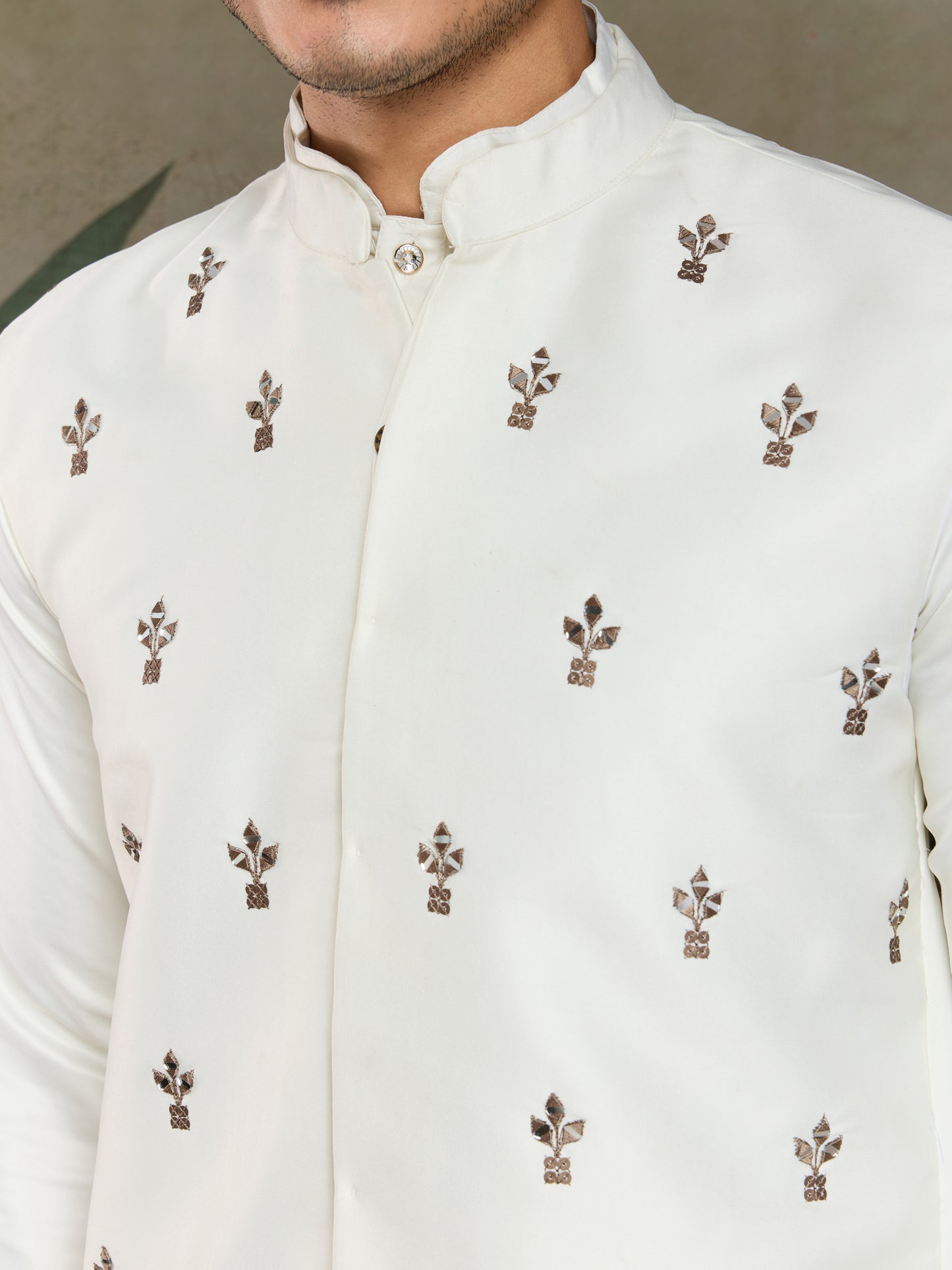 Elegant White Embroidered Kurta Set for Men