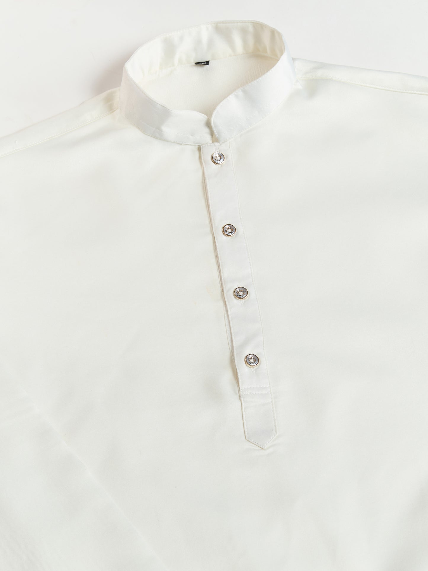 Elegant White Embroidered Kurta Set for Men