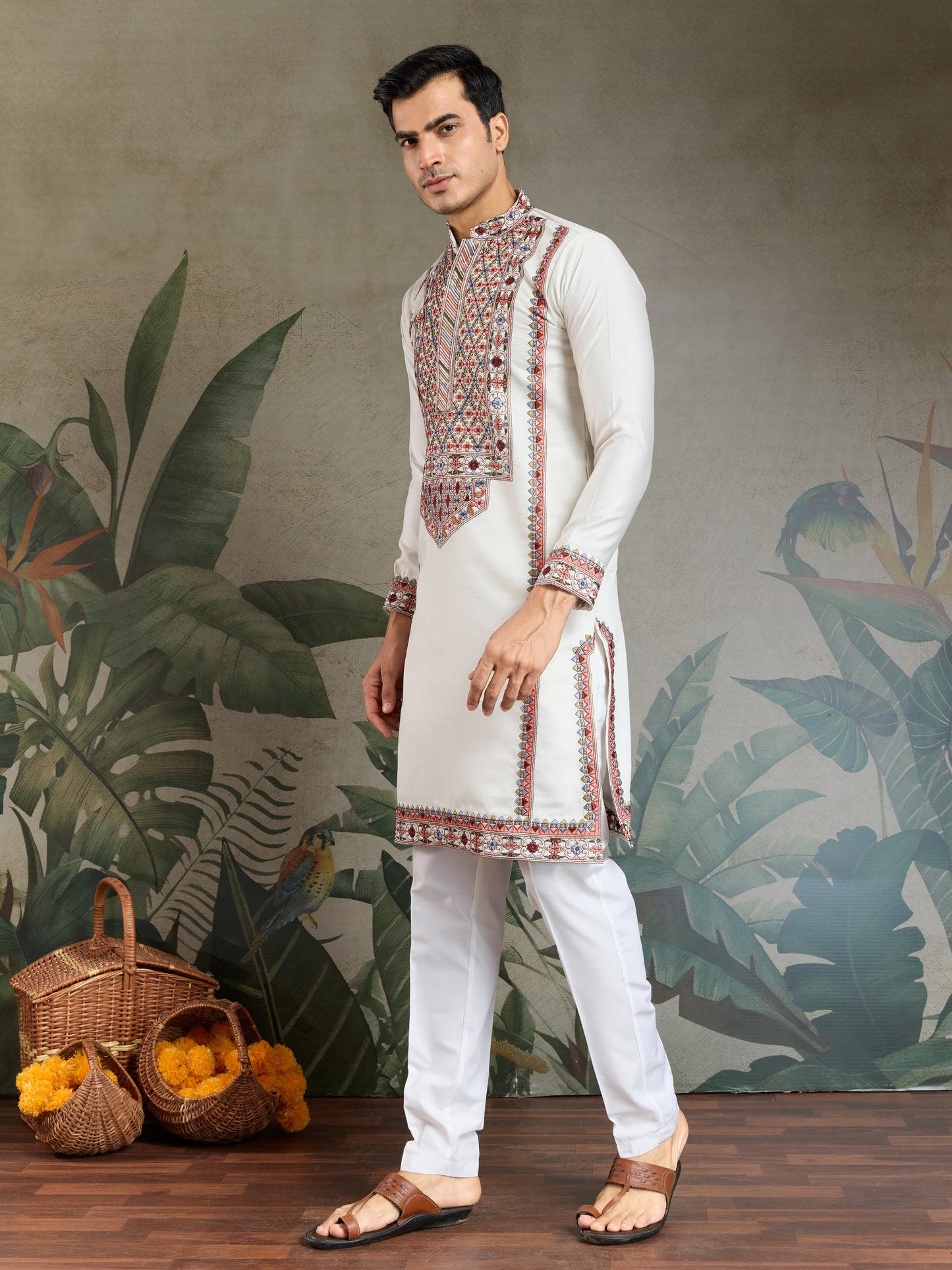 Elegant White Kurta with Multicolor Kashmiri Embroidery – Festive & Ethnic Wear
