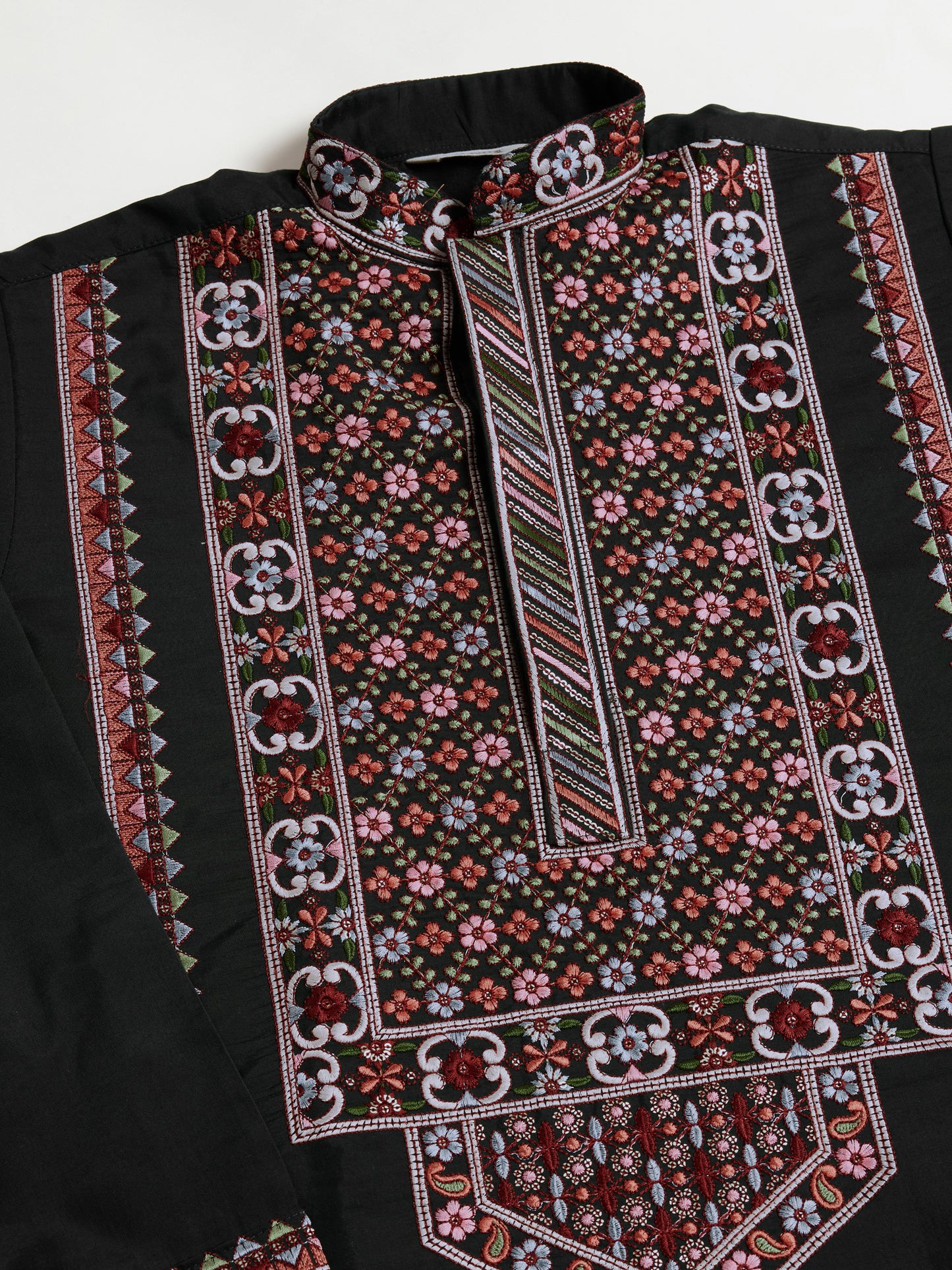 Black Men’s Kurta with Multicolor Embroidery – Premium Ethnic Wear