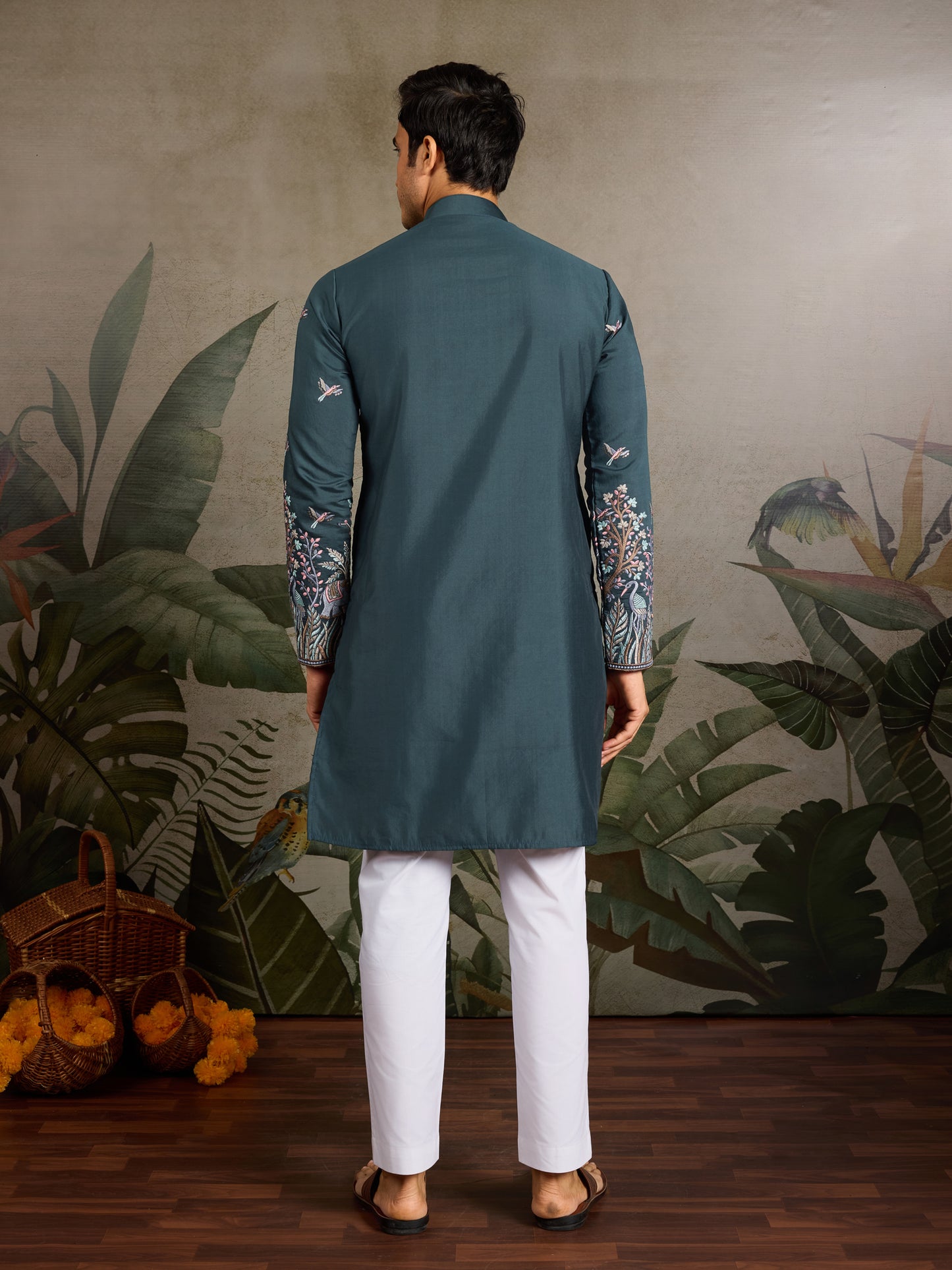 Jungle Royalty Kurta – Where Tradition Meets Art
