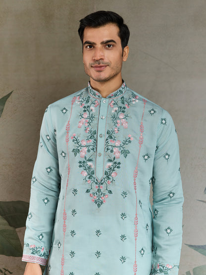 Embroidered Cotton Kurta with Floral Detailing