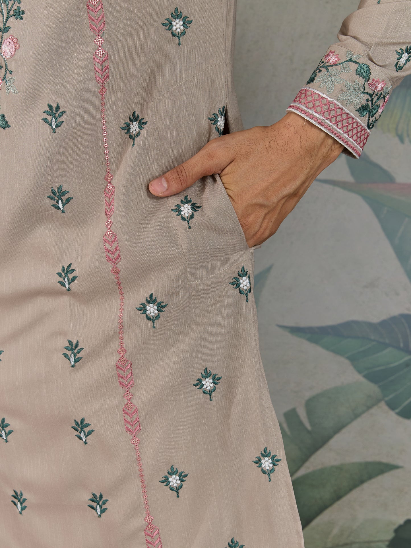 Embroidered Kurta for Men – Stylish Festive & Wedding Wear