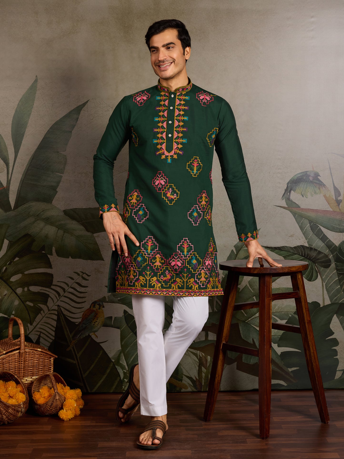 Green Embroidered Kurta for Men – Elegant Festive & Wedding Wear