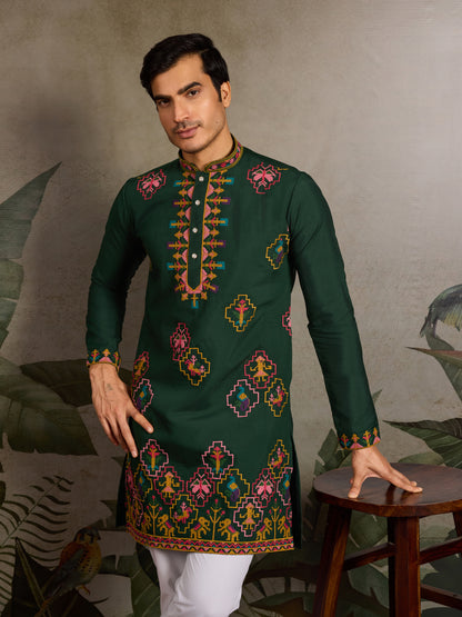 Green Embroidered Kurta for Men – Elegant Festive & Wedding Wear