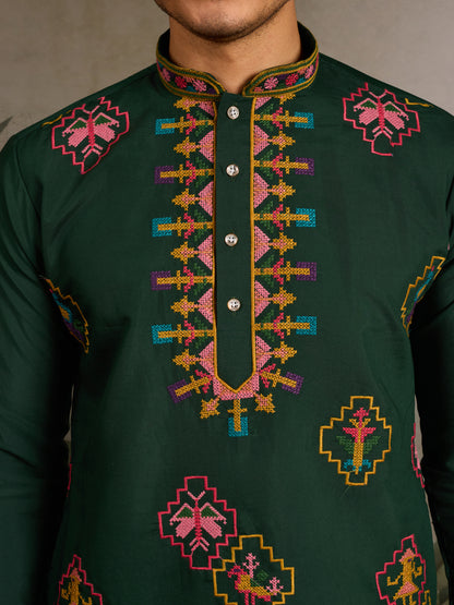 Green Embroidered Kurta for Men – Elegant Festive & Wedding Wear