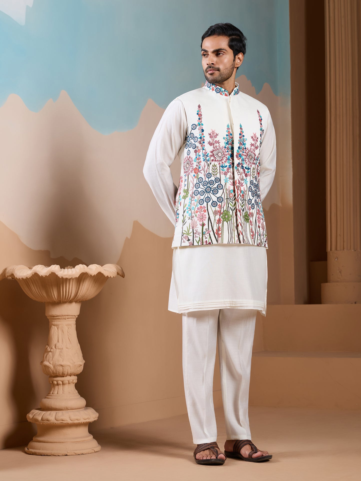 Ivory Bloom Hand-Embroidered Men’s Kurta Set – Festive Floral Elegance