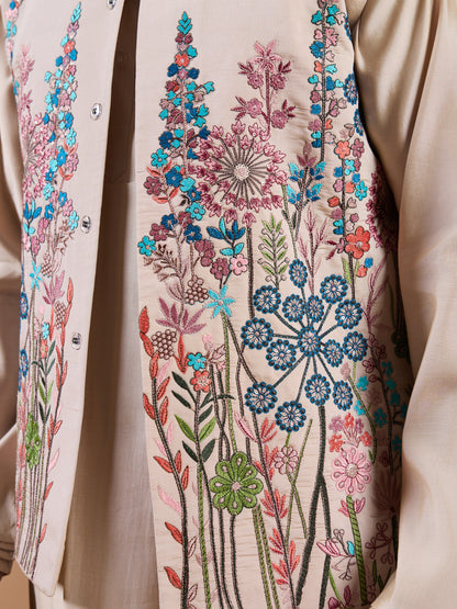 Sandstone Meadow Embroidered Men’s Kurta Set – Luxe Pastel Floral Work