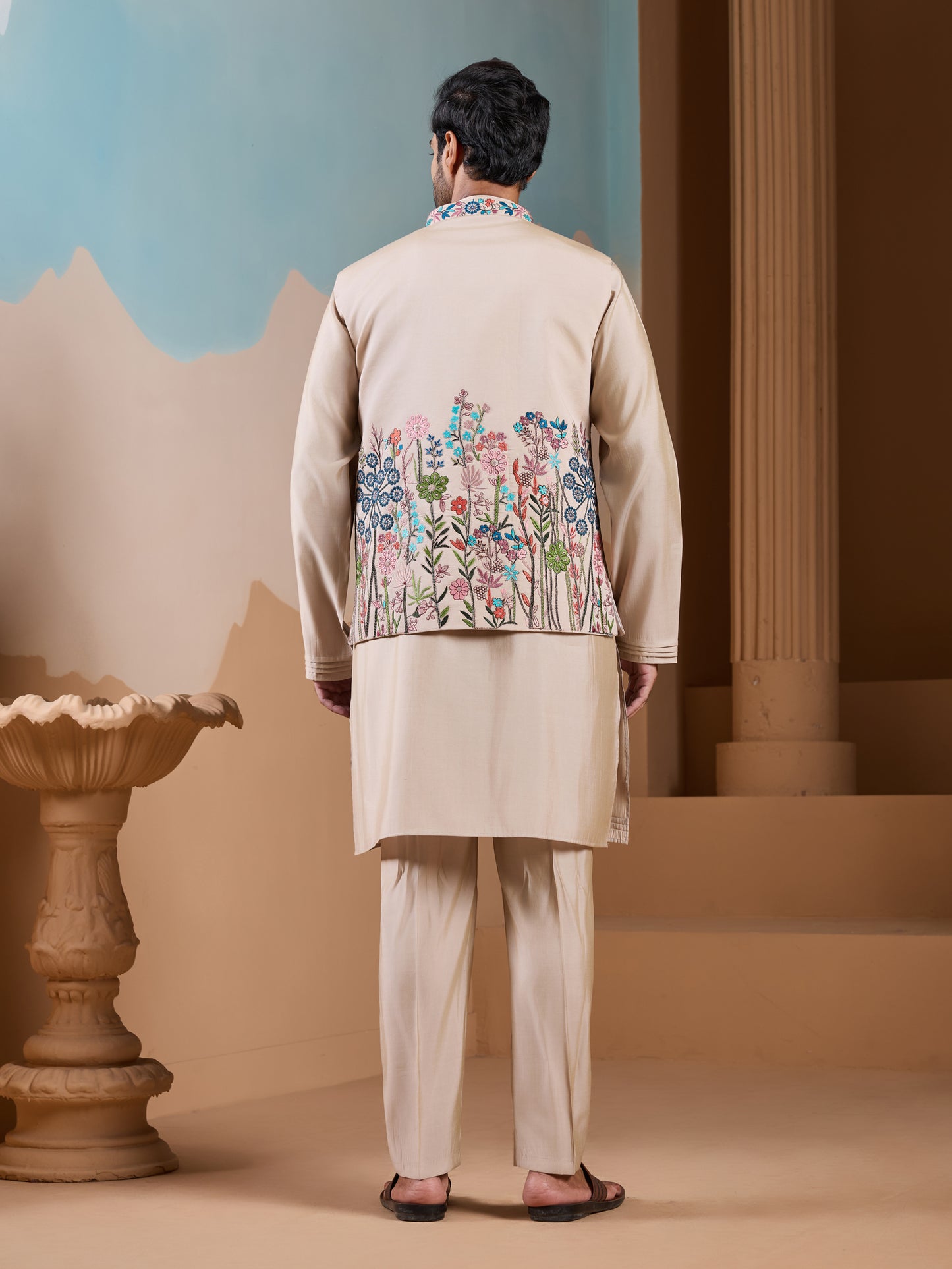 Sandstone Meadow Embroidered Men’s Kurta Set – Luxe Pastel Floral Work