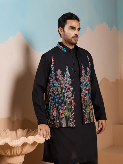 Midnight Bloom Embroidered Men’s Kurta Set – Luxe Black Festive Edition