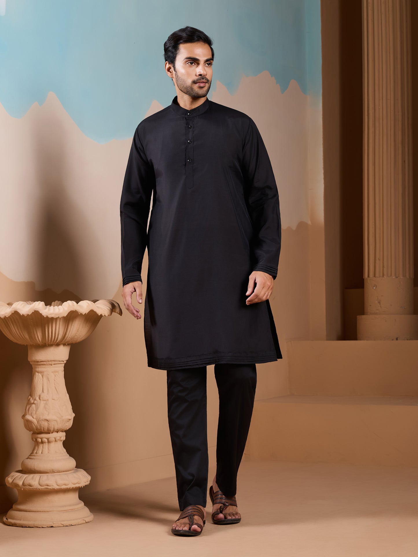 Midnight Bloom Embroidered Men’s Kurta Set – Luxe Black Festive Edition