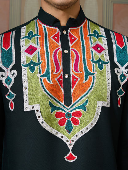 Green Pure Cotton Kurta with Multi Thread & Mirror Work