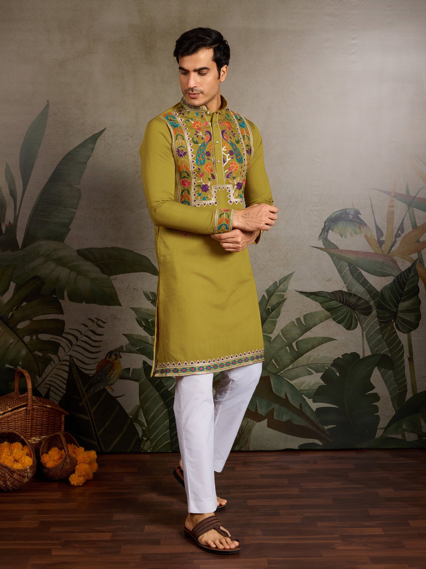 Festive & Wedding Wear Men’s Kurta – Green Viscose Silk, Embroidered Design