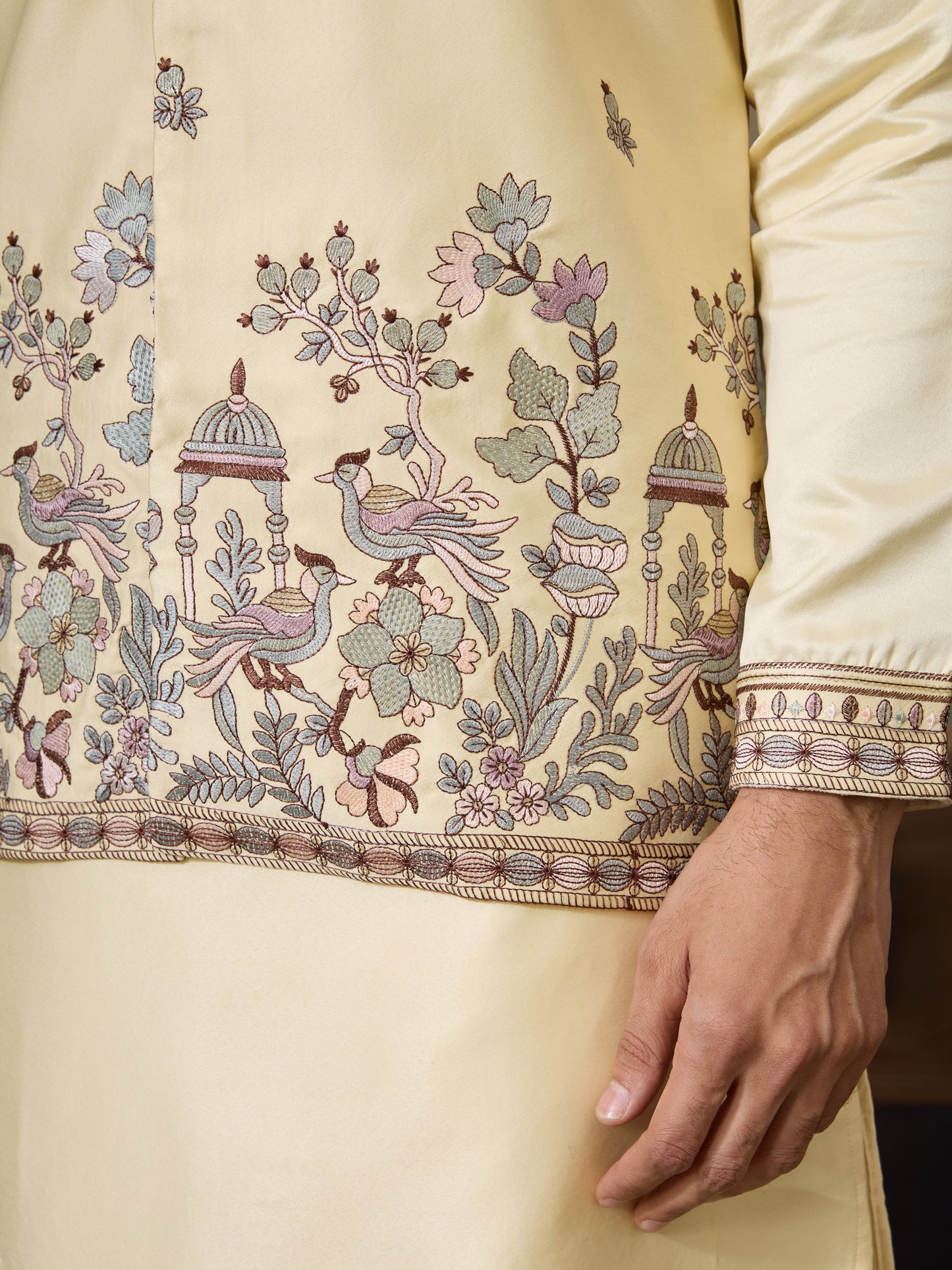 Light Yellow Silk Embroidered Kurta Set – Subtle Luxury for Festive Elegance