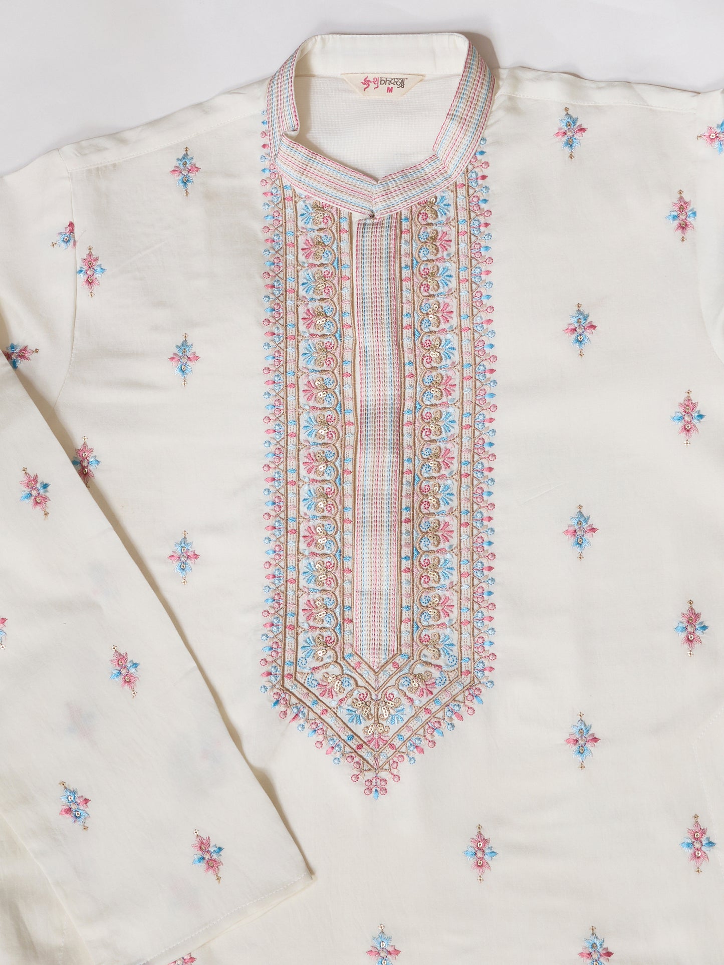 Regal White Floral Embroidered Kurta Set