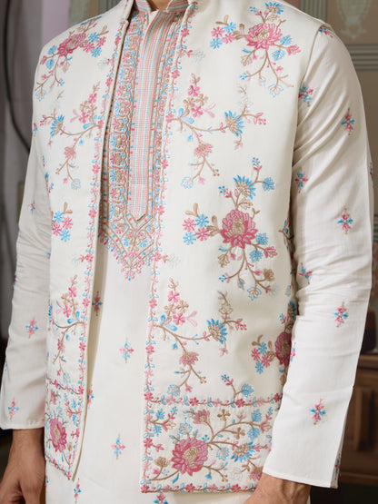 Regal White Floral Embroidered Kurta Set