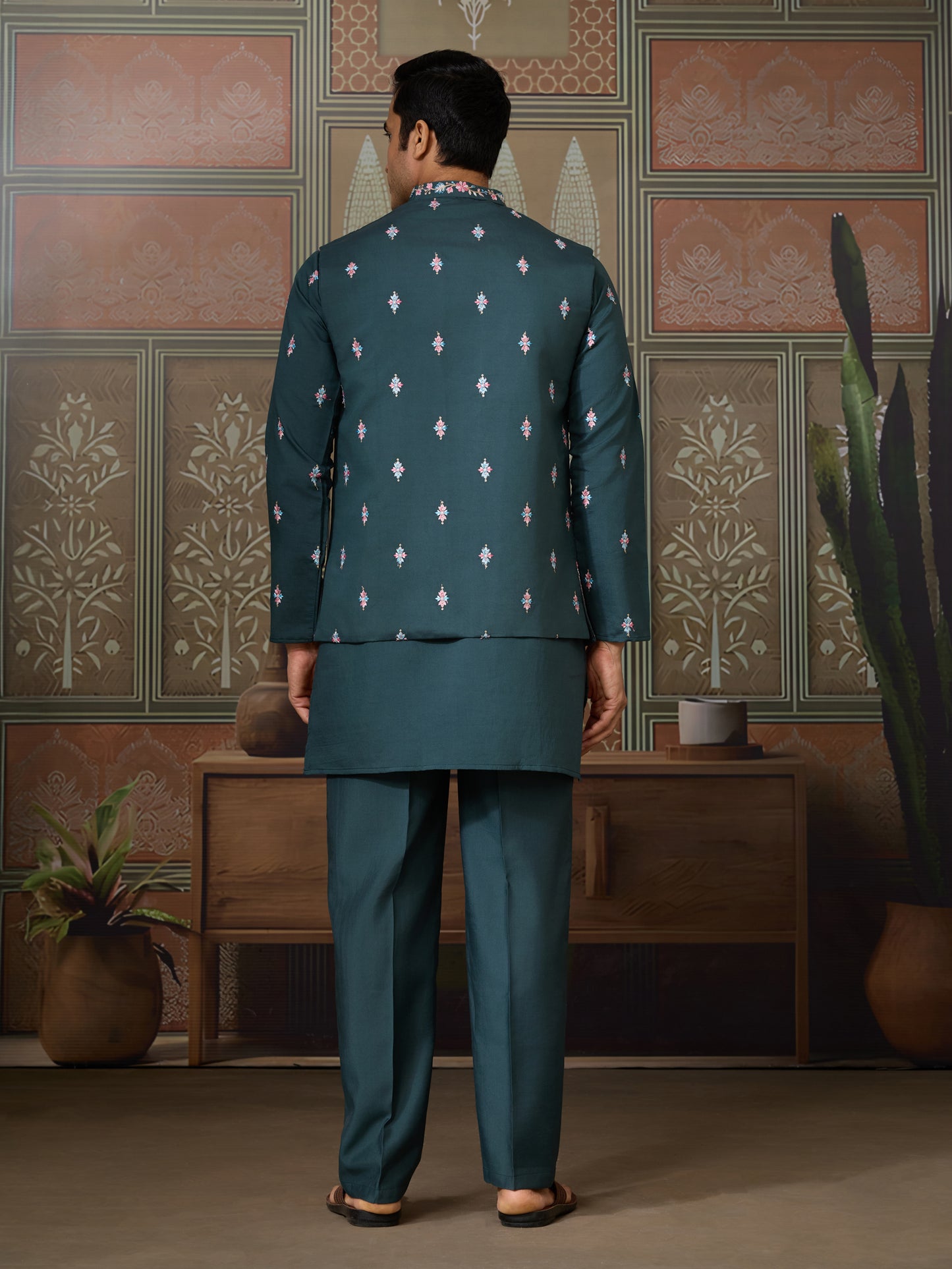 Emerald Green Floral Embroidered Kurta Set