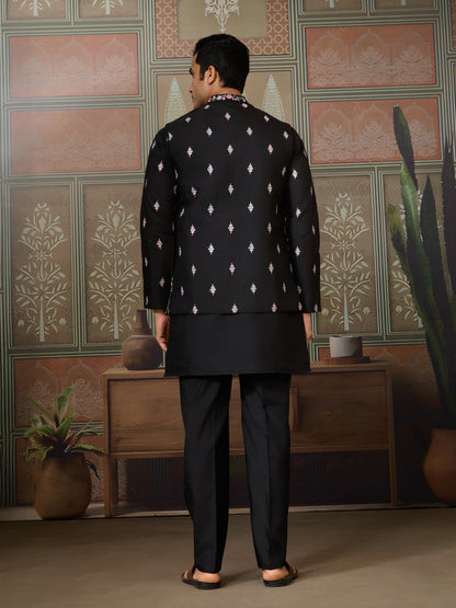 Regal Charm Redefined Black Embroidered Kurta Set
