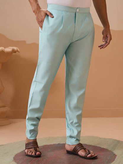 Regal Elegance Woven in Nature