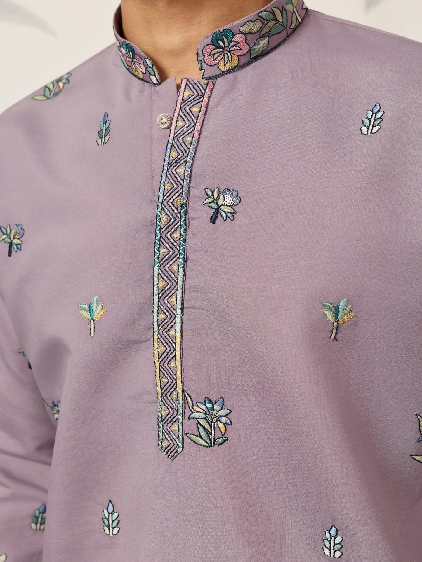 Lavender Embroidered Kurta with Peacock & Elephant Motif