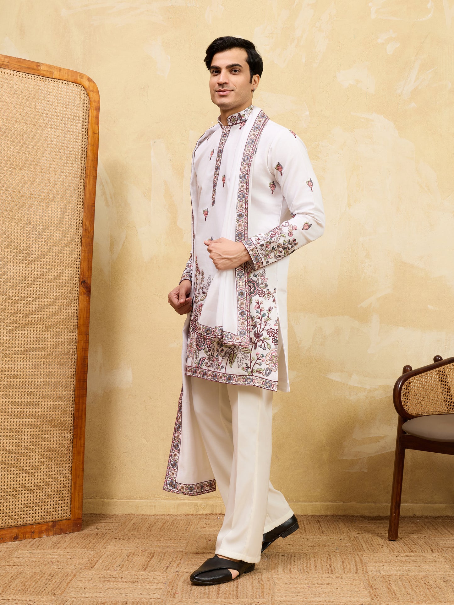 Ivory Garden Heritage Kurta Set with Embroidered Dupatta – Regal Festive Ensemble
