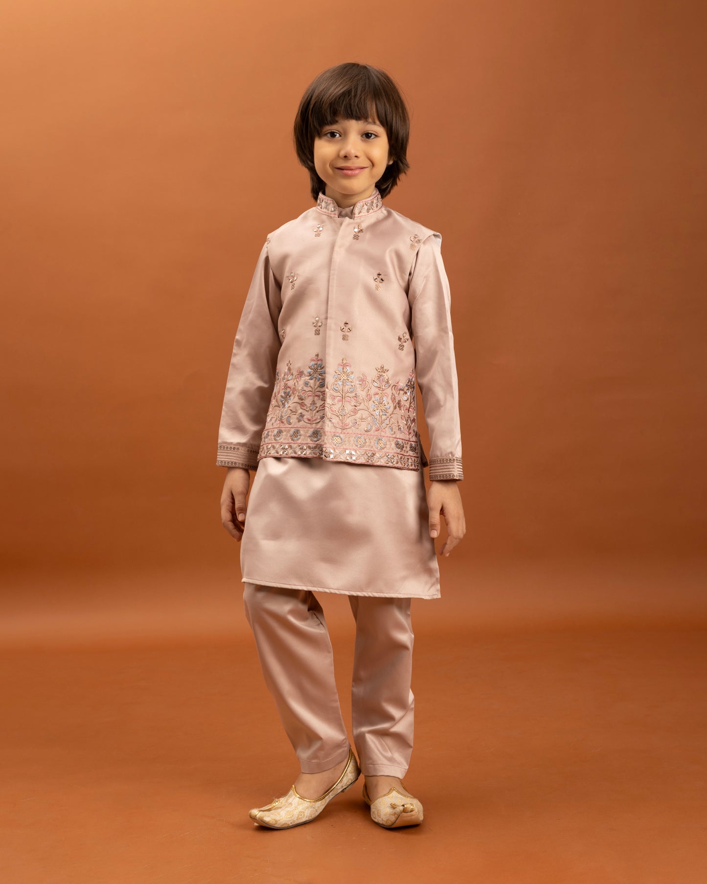 Blush Majesty Embroidered Kurta Set – Little Ustad Wedding Edit